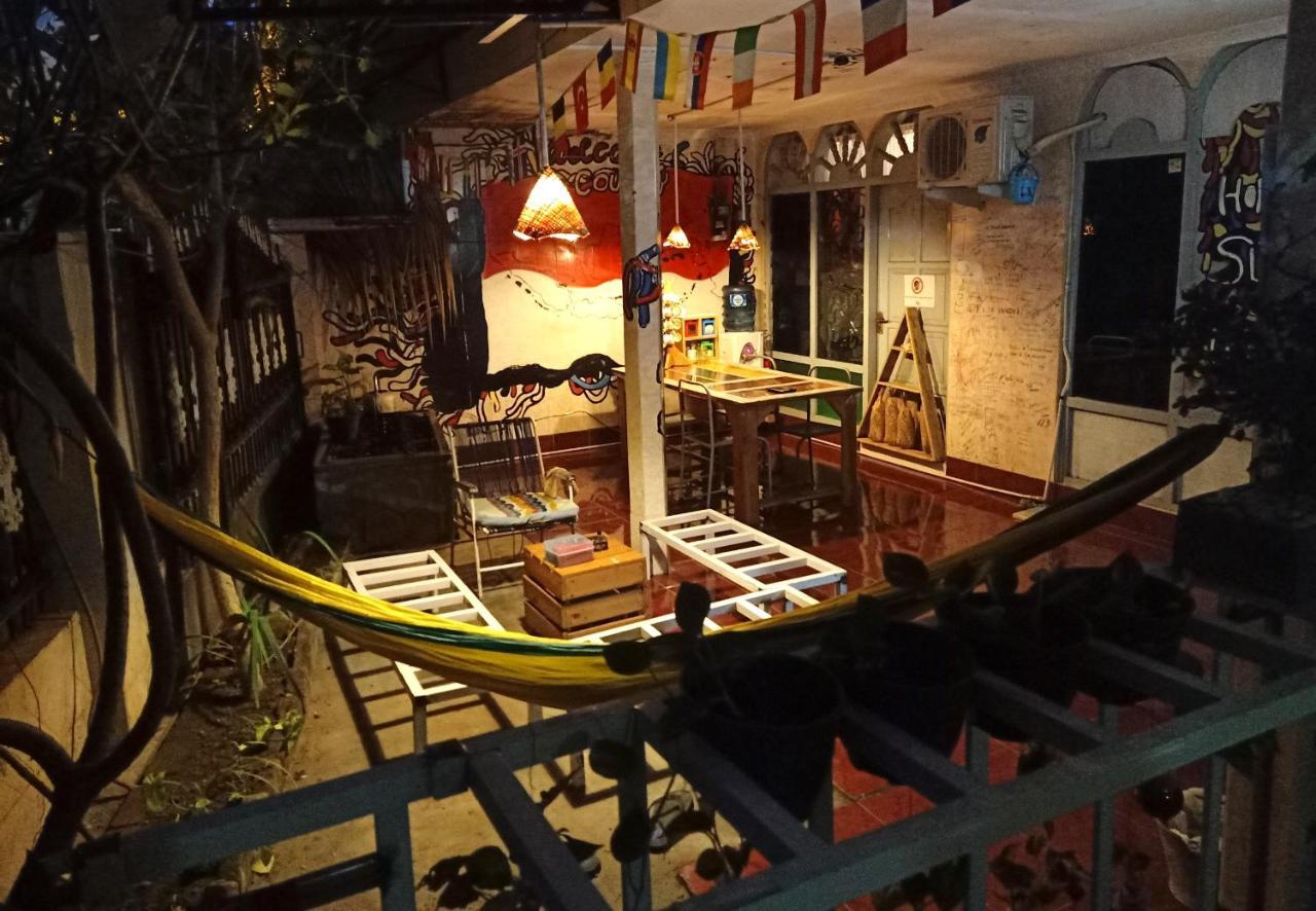 Deoplet Homestay & Gallery Yogyakarta Extérieur photo