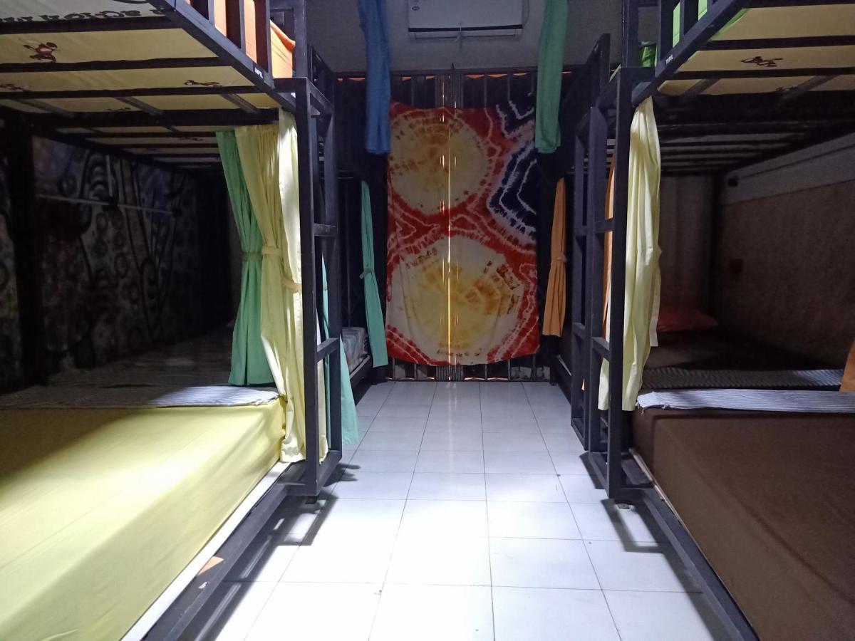 Deoplet Homestay & Gallery Yogyakarta Extérieur photo