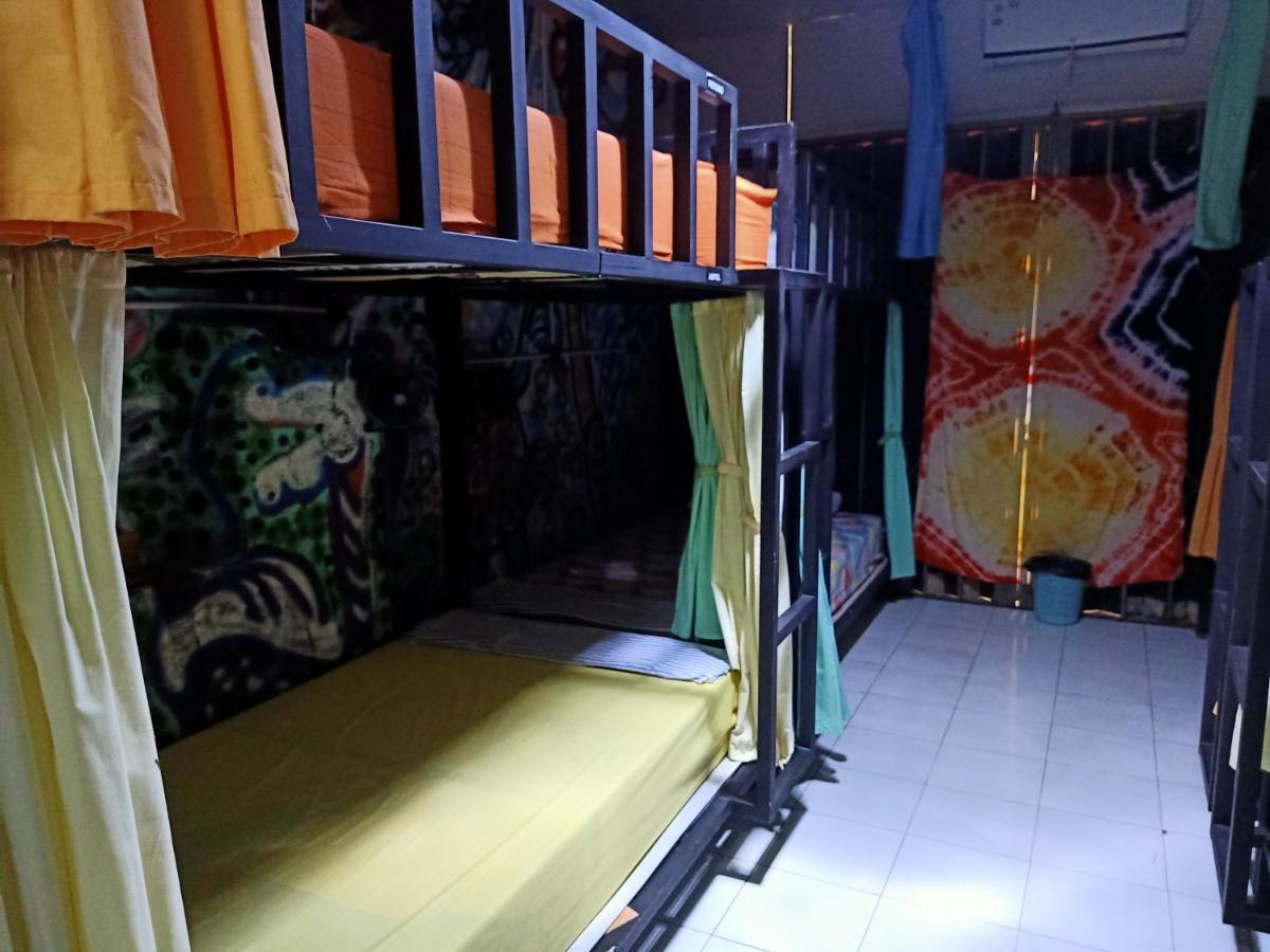 Deoplet Homestay & Gallery Yogyakarta Extérieur photo